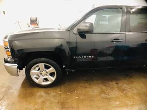 lot 1G image: 2014 Chevrolet Silverado 1500 LT - 4X4 - 1 OWNER