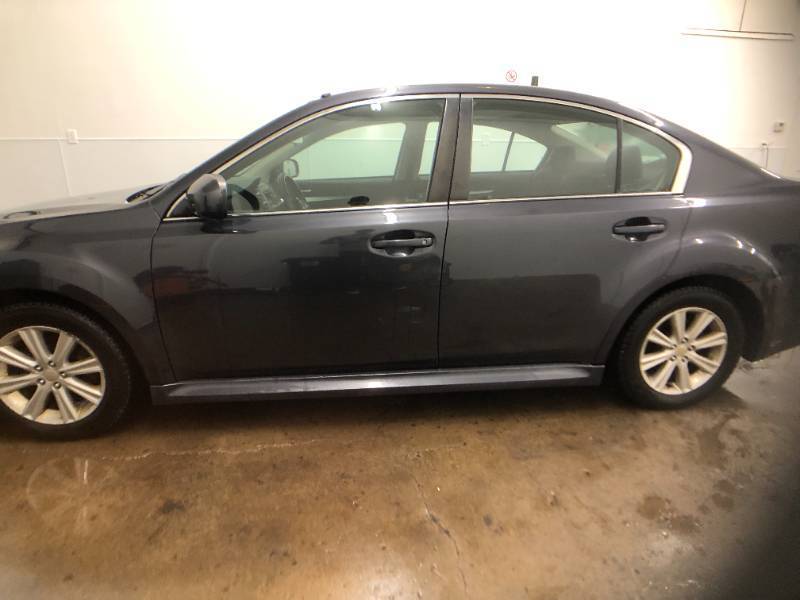 2011 Subaru Legacy - AWD - MANUAL - 2 OWNERS