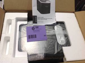 Igloo Portable Black ice maker customer return see pictures