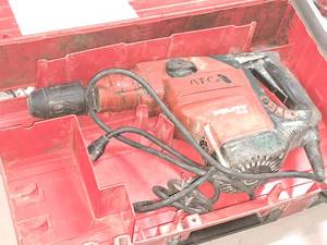 Hilti TE56 Hammerdrill with Case
