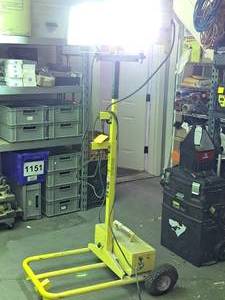 Bull Dog Power Lites BD-2000MH Portable Power Tower Dual-Head Metal Halide Light
