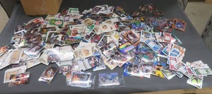 MIXED CARD LOT