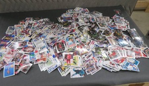 MIXED SPORTS CARD LOT