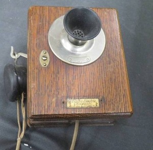 VINTAGE PHONES