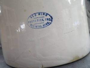 RED WING CROCK