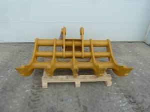 LANDHERD Excavator Rake C320