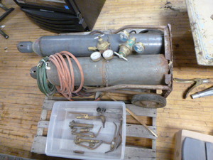 lot 10 image: Cutting Torch
