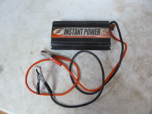 lot 19 image: Instant Power 750 Watt DC to AC Power Inverter