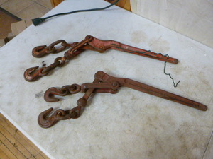 lot 24 image: 2 Load Binders