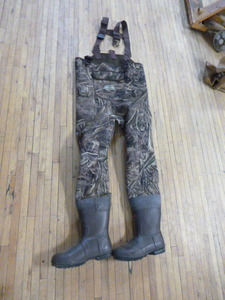 lot 37 image: Pro Line Mens Waders