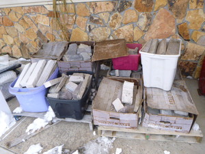 lot 86 image: 2 Pallets of Stone Siding