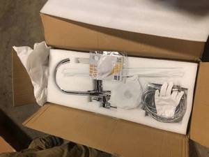 lot 25 image: AKDY 1-Handle Freestanding Floor Mount Roman Tub Faucet Bathtub Filler with Hand Shower in Chrome, Open Box, Review all pictures