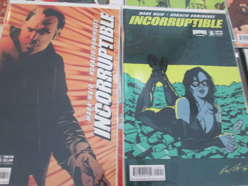 262. 10 Incorrup Tible Comics Books...