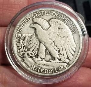 1938-D US WALKING LIBERTY HALF DOLLAR IN AIRTITE