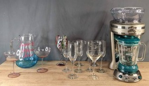 lot 120 image: Jimmy Buffett Margaritaville Blender and Assortment of Glass & Plastic Barware  B
