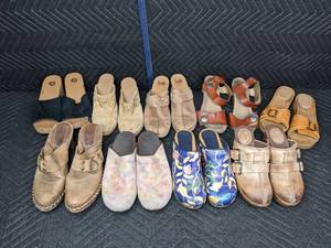lot 157 image: Lot of 9 Womens Clogs and Sandals, Including Frye B
