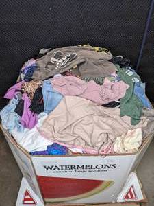 lot 26 image: Resellers Paradise 46 Wide Box of Womens Pre-Owned Clothing & Accessories B