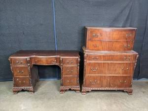 lot 187 image: Coordinating Vintage Wood Desk & Chest Dresser K