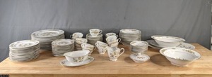 lot 173 image: 91-Piece Style House Fine China Set (Indore) K