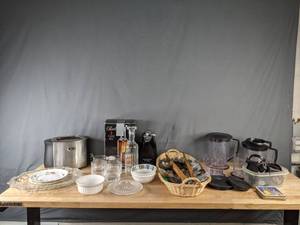 lot 175 image: Assorted Kitchen Items - Silverware, Platters, Oster Toaster, Luigi Bormioli BACH Whiskey Set, Hamilton Beach Can Opener, Ninja Replacement BlenderFood Processor K