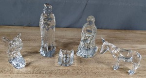 lot 9A image: RARE Baccarat Lead Crystal Nativity Pieces (5)  S