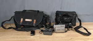 lot 46 image: Canon Canovision 8 E7000 8mm Camcorder with Popup Light and Panasonic PV-DV910 Digital Camcorder  S