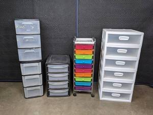 lot 84 image: Collection of Plastic Storage Drawers in Assorted Sizes H