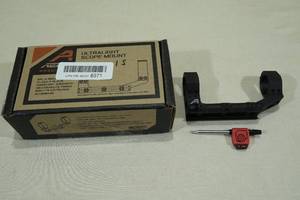 lot 31 image: Aero Precision Ultralight Scope Mount - 1 - Standard Relief, Anodized Black