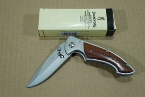 lot 63 image: Browning Pocket Knife