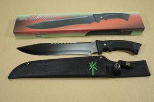 lot 65 image: Tac Xtreme Knife with Sheath