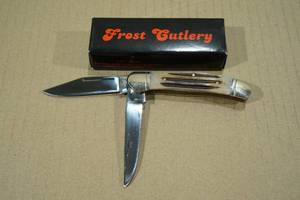 lot 69 image: Frost Cutlery Pocket Knife