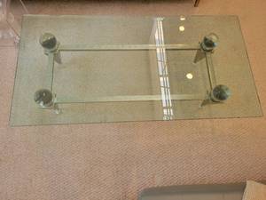 lot 52 image: Modern and stylish Lucite, Brushed Steel and Beveled Glass Coffee Table.