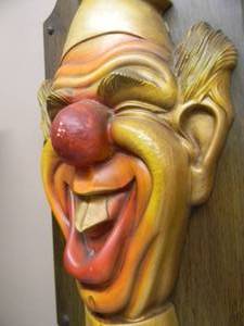 lot 11 image: VINTAGE 1960s CREEPY HAPPY CLOWN CHALKWARE 3-D PLAQUE - NICE - AWESOME PIECE - APPROX 10 By 22 - SEE PICTURES
