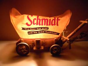 lot 16 image: VINTAGE Schmidt Beer Covered Wagon Light THE BREW THAT GREW WITH THE GREAT NORTHWEST - WORKS - FANTASTIC PIECE - SEE PICTURES