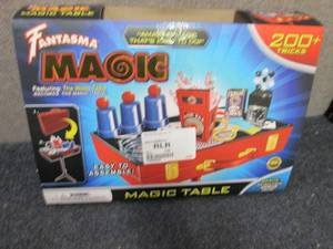 Fantasma Magic Wood Magic Table Set...