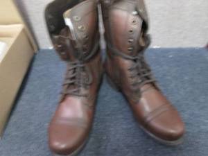 Steve Madden Womens Troopa Boot Si...