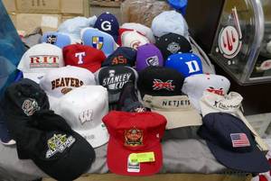 lot 20 image: 30 New hats