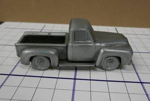 lot 41 image: Ford truck bank