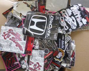 lot 50 image: Lot of 600 DecalsStickers