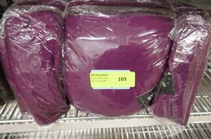 lot 103 image: 25 New leggings, all solid purple