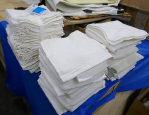 lot 157 image: 40 New washcloths