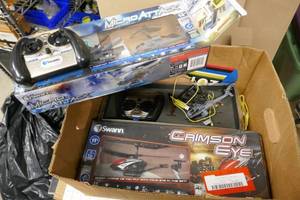 lot 178 image: FOUR RC helicopters