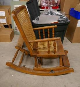 lot 240 image: Anitque RockerHigh Chair
