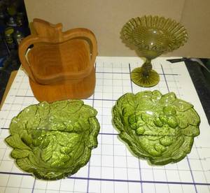 lot 256 image: 2 Raspberry glass candy dishes, folding wood apple dish