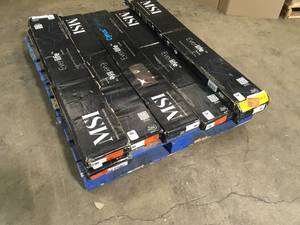 lot 18 image: MSI Woodland Aged Walnut 7.13 in. W x 48.03 in. L Rigid Core Luxury Vinyl Plank Flooring (23.8 sq. ft.  case) 6 cases, Customer returns, Review all pictures
