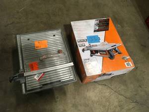 lot 33 image: Mix Lot of 2 Ridgid Tile Saws, Customer returns, Review all pictures