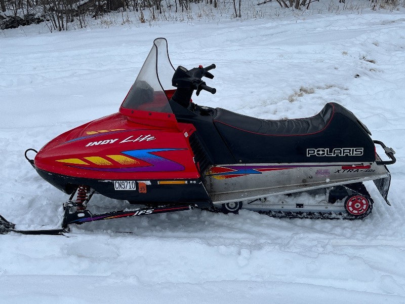1998 Polaris Indy Lite GT Snowmobile | ATV's -- Snowmobiles 1998 Polaris Indy Lite GT Snowmobile | ATV's -- Snowmobiles