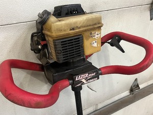lot 10 image: StrikeMaster Ice Auger