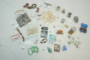 lot 13 image: jewelry making items