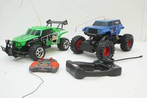lot 53 image: liberator , off road remote vehicles